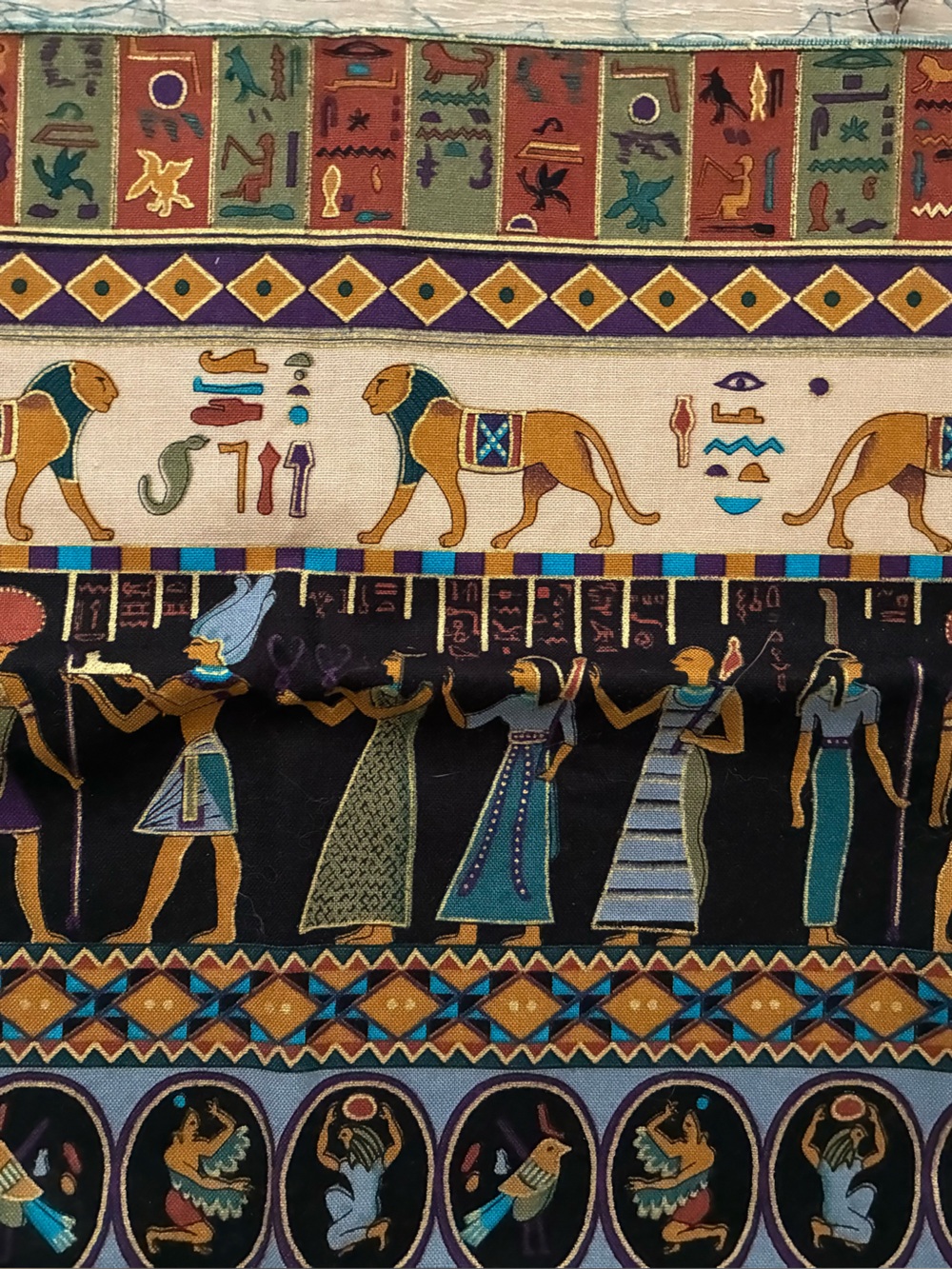 Fat Quarter of Ancient Egyptian Themed Fabric - Sewing & Quilting - Picture 2 of 2